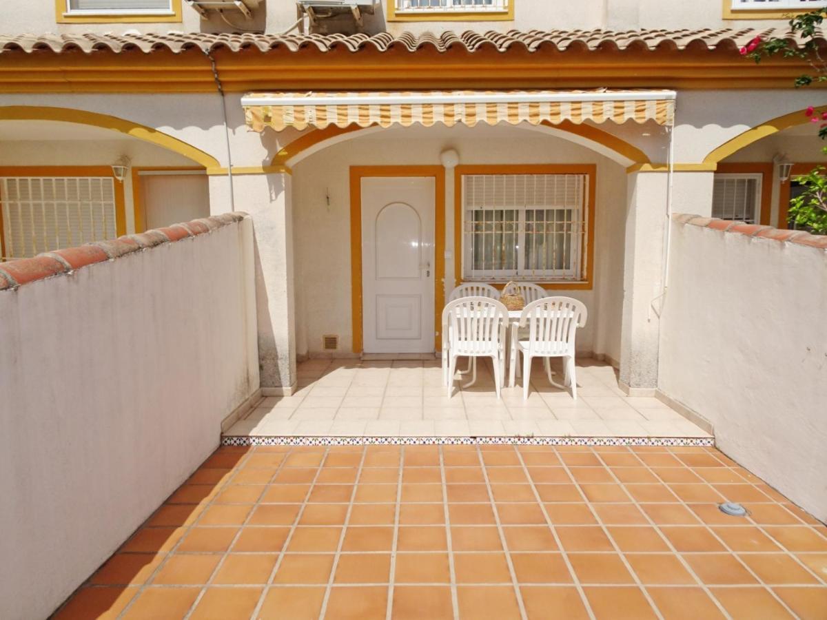 La Playa Oliva - Casa 20 Alquiler Solo Familias Lejlighed Eksteriør billede